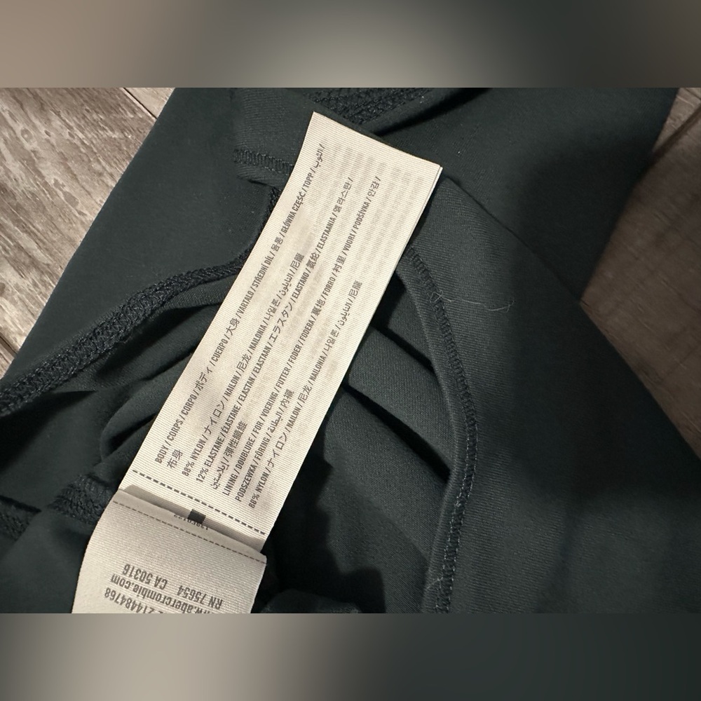 Abercrombie & Fitch Soft Matte Seamless Long-Sleeve Mockneck‎ Bodysuit Green XS - Picture 8 of 10